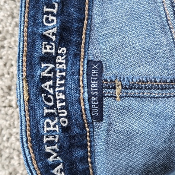 American Eagle Hi-Rise Jegging Ripped Knee size 6 petite Super Stretch - Picture 4 of 10
